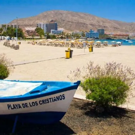 63 Cristianos First Sea Line, Wi Fi *